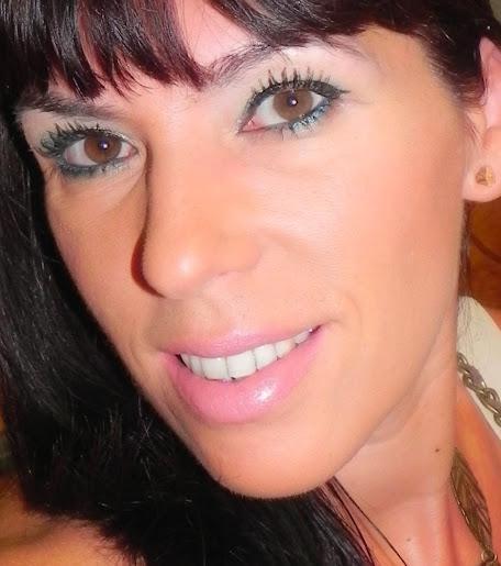 Combinar ropa y maquillaje: Hoy esmeraldas y 