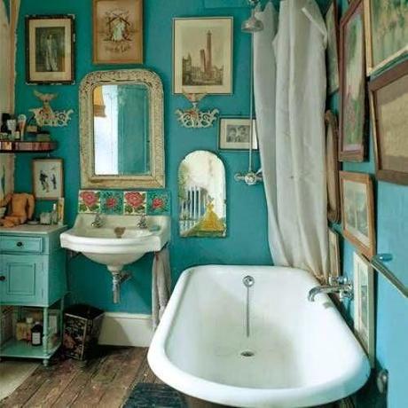 Empezamos el domingo con un buen baño boho en turquesa...