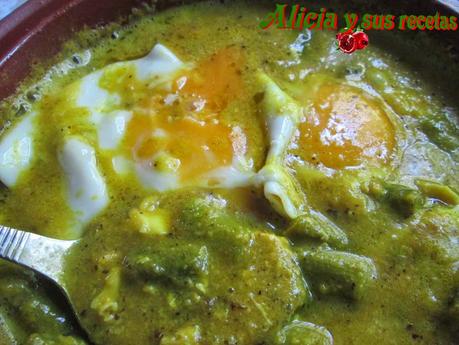 CAZUELA DE ESPÁRRAGOS Y HUEVOS