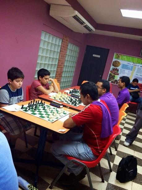 Panamá vive su fiesta del nacional por equipos 2014