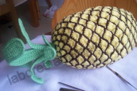 y seguimos con más frutas...hoy comemos PIÑA