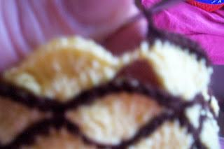 y seguimos con más frutas...hoy comemos PIÑA