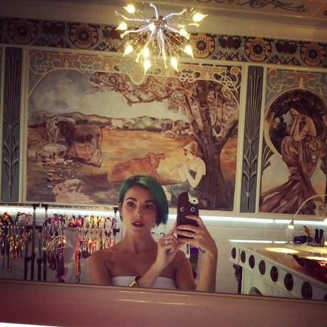 EL ARMARIO DE MARIKILLA: AVIÓN DE PAPEL !!!