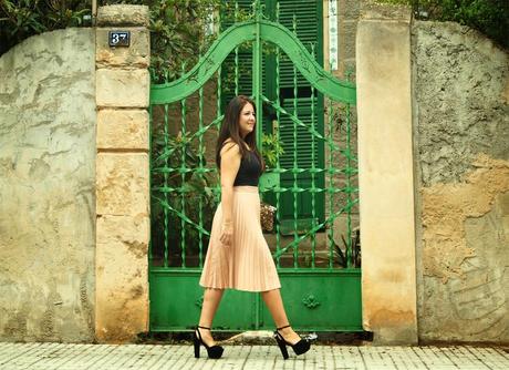 Midi Skirt with black