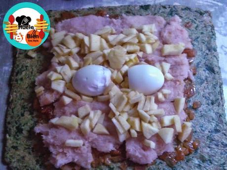 Pan de espinacas relleno