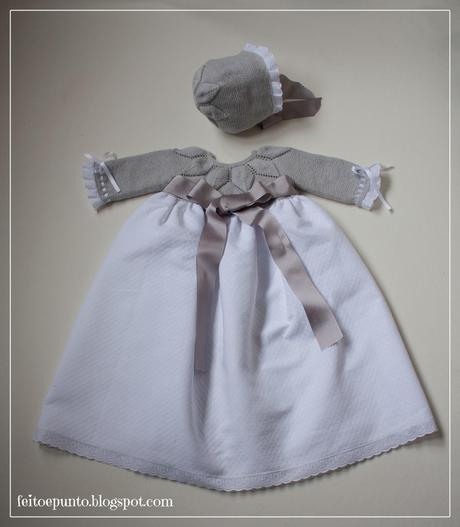 Faldón de punto gris