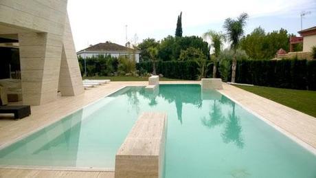 IMÁGENES DE LA VIVIENDA UNIFAMILIAR DISEÑADA POR A-CERO EN SEVILLA