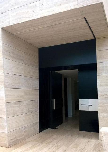 IMÁGENES DE LA VIVIENDA UNIFAMILIAR DISEÑADA POR A-CERO EN SEVILLA