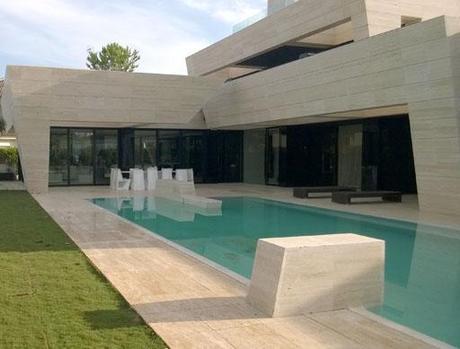 IMÁGENES DE LA VIVIENDA UNIFAMILIAR DISEÑADA POR A-CERO EN SEVILLA