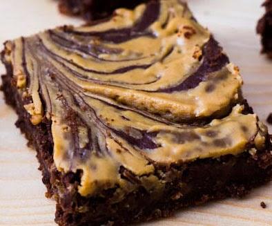 foto de brownie de chocolate con cajeta