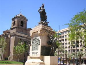 Monumento a Agustina de Aragón en la Plaza del Portillo. Zaragoza