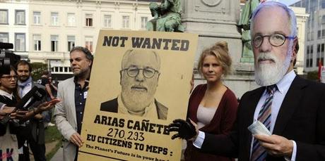 Cañete, el hombre equivocado en el trabajo equivocado.