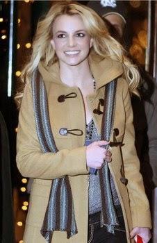 Must Have: Duffle coats. Must Have: Duffle coats.