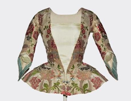 MASTERPIECE. Casaca femenina (Museo del Traje, Madrid)