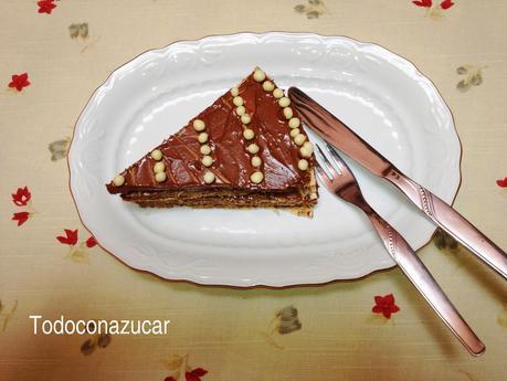 TARTA CHOCOLATÍSIMA DE NUTELA Y OBLEAS