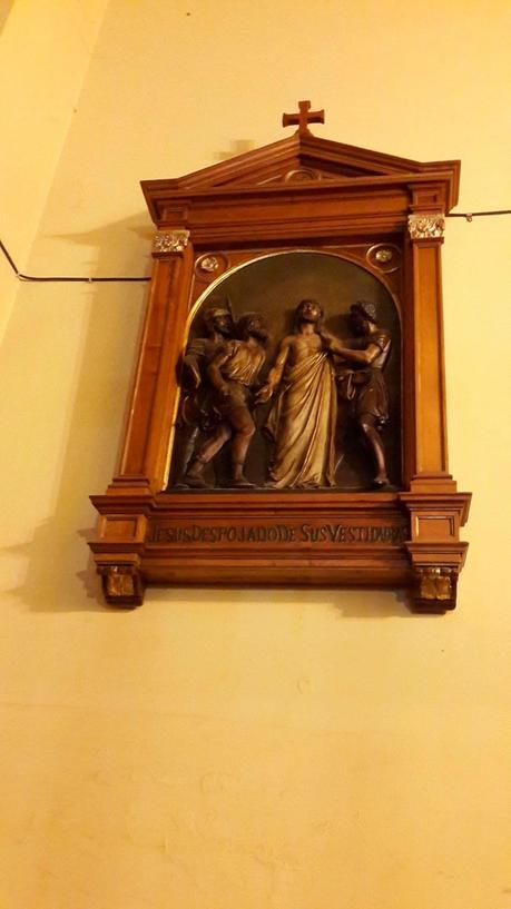 Enrejada y con una topadora esperando: Desde París a Buenos Aires con nosotros la  Parroquia de Nuestra Señora de Las Victorias.