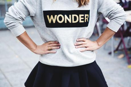 Wonder_SweatShirt-Sandro_Paris-Neoprene_Skirt-Bruches-Phillip_Lim-Outfit-Street_Style-25