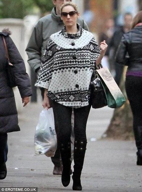 poncho street style