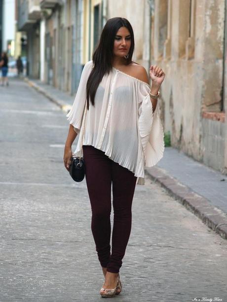 OUTFIT BURGUNDY & KAFTÁN
