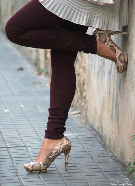 OUTFIT BURGUNDY & KAFTÁN