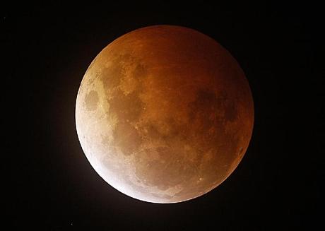 Eclipse total por George Ionas desde Palmerston North, New Zealand