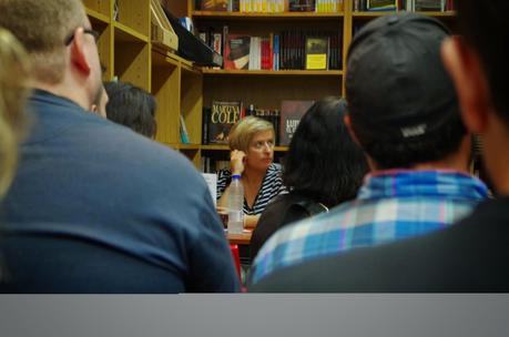 Presentación en Madrid de El hombre de la máscara de Espejos(Vicente Garrido y Nieves Abarca)