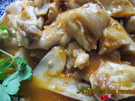 OREJAS DE CERDO ESTOFADAS