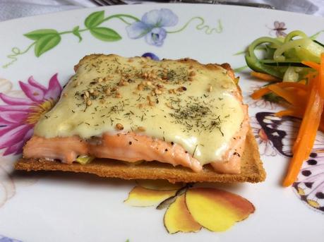 Tostada de salmón al horno