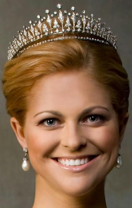 Tiara Fringe Moderna - Casa Real de Suecia