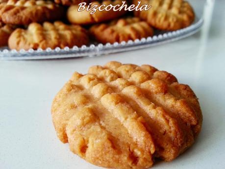 GALLETAS DE MANTEQUILLA DE CACAHUETE