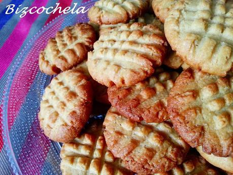 GALLETAS DE MANTEQUILLA DE CACAHUETE