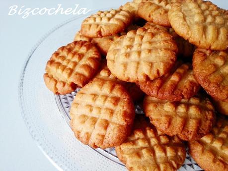 GALLETAS DE MANTEQUILLA DE CACAHUETE