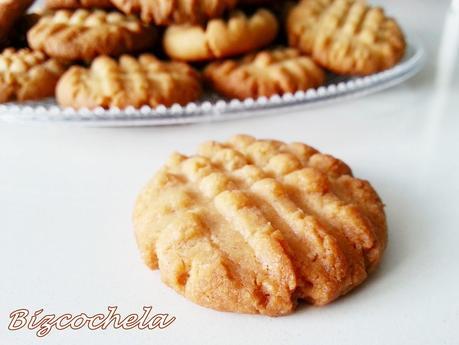 GALLETAS DE MANTEQUILLA DE CACAHUETE