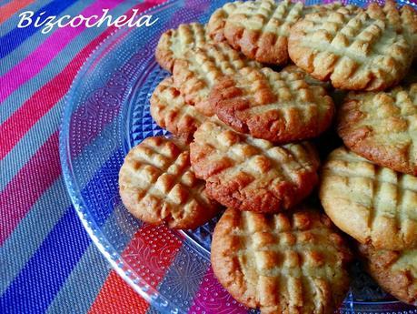 GALLETAS DE MANTEQUILLA DE CACAHUETE