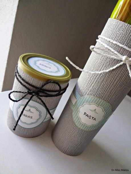 Etiquetando. Especieros y botes. Etiquetando. Especieros y botes.