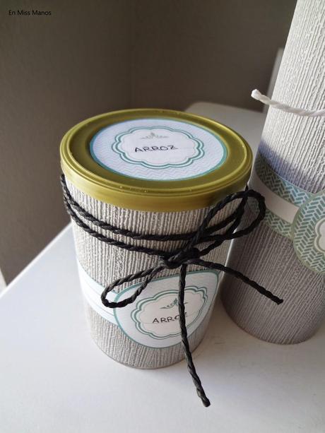 Etiquetando. Especieros y botes. Etiquetando. Especieros y botes.