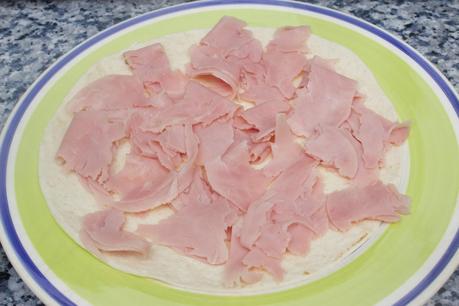 Quesadillas de jamón y 4 quesos al microondas