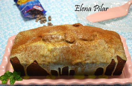 Bizcocho marmolado de mocha con ganaché de chocolate blanco