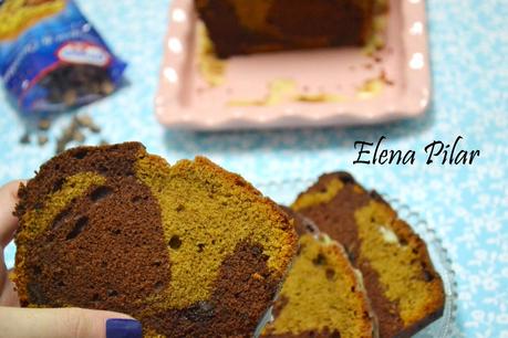 Bizcocho marmolado de mocha con ganaché de chocolate blanco