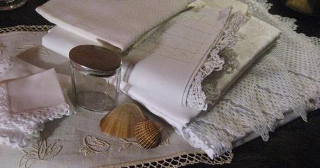 Estilo shabby: lino y puntillas.