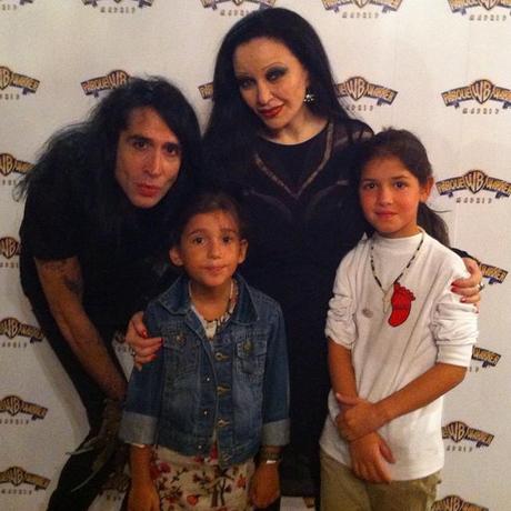 Una noche de encanto para las peques en #ParqueWarner y el nuevo #HorrorWest con #Alaska y MarioVaquerizo #lifestyle #fun #diversión