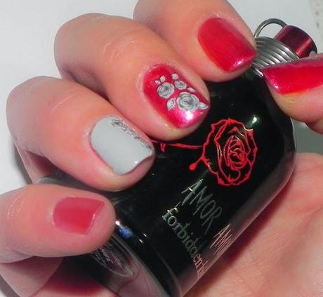 Amor, Amor Forbidden Kiss: Review + Manicura