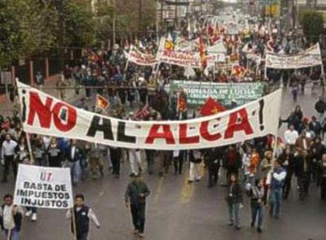 Crisis de sistema, de  hegemonía y de dirección: el doloroso parto  de la multiporalidad