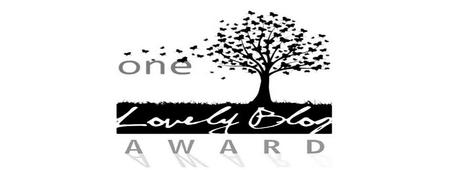 Premio-One-Lonely-Blog-Award