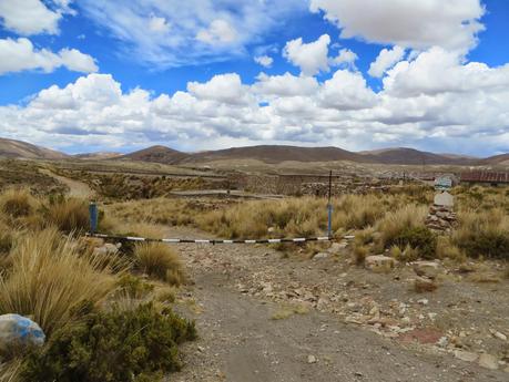 El Mirador de los Volcanes de Patapampa y el Arte Rupestre de Sumbay