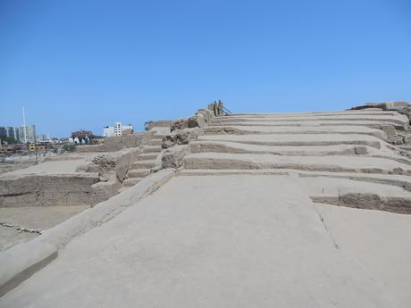 Huaca Mateo Salado, Descubriendo otra huaca limeña