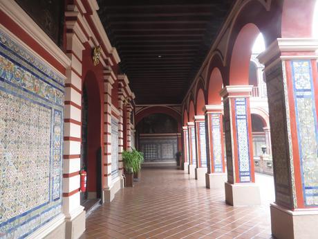 Recorriendo y visitando los museos del Centro Histórico de Lima