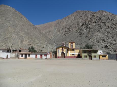Antioquia, un Retablo Tamaño Familiar