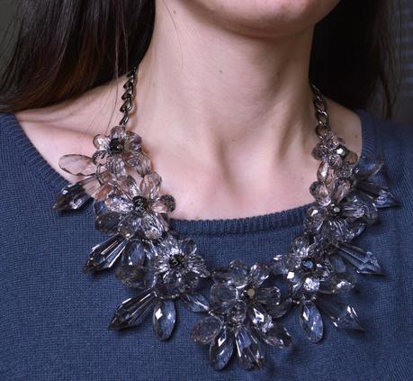 Collar Flores Grises de Cristal - Gray Crystal Flowers Necklace