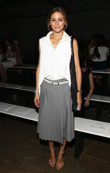 50'S FASHION: MIDI SKIRTS ROCK!